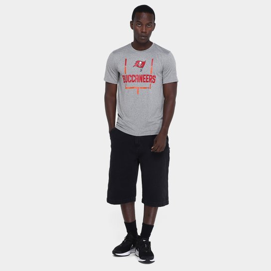 Camiseta Nike NFL Tampa Bay Buccaneers Legend Goal Post Masculina